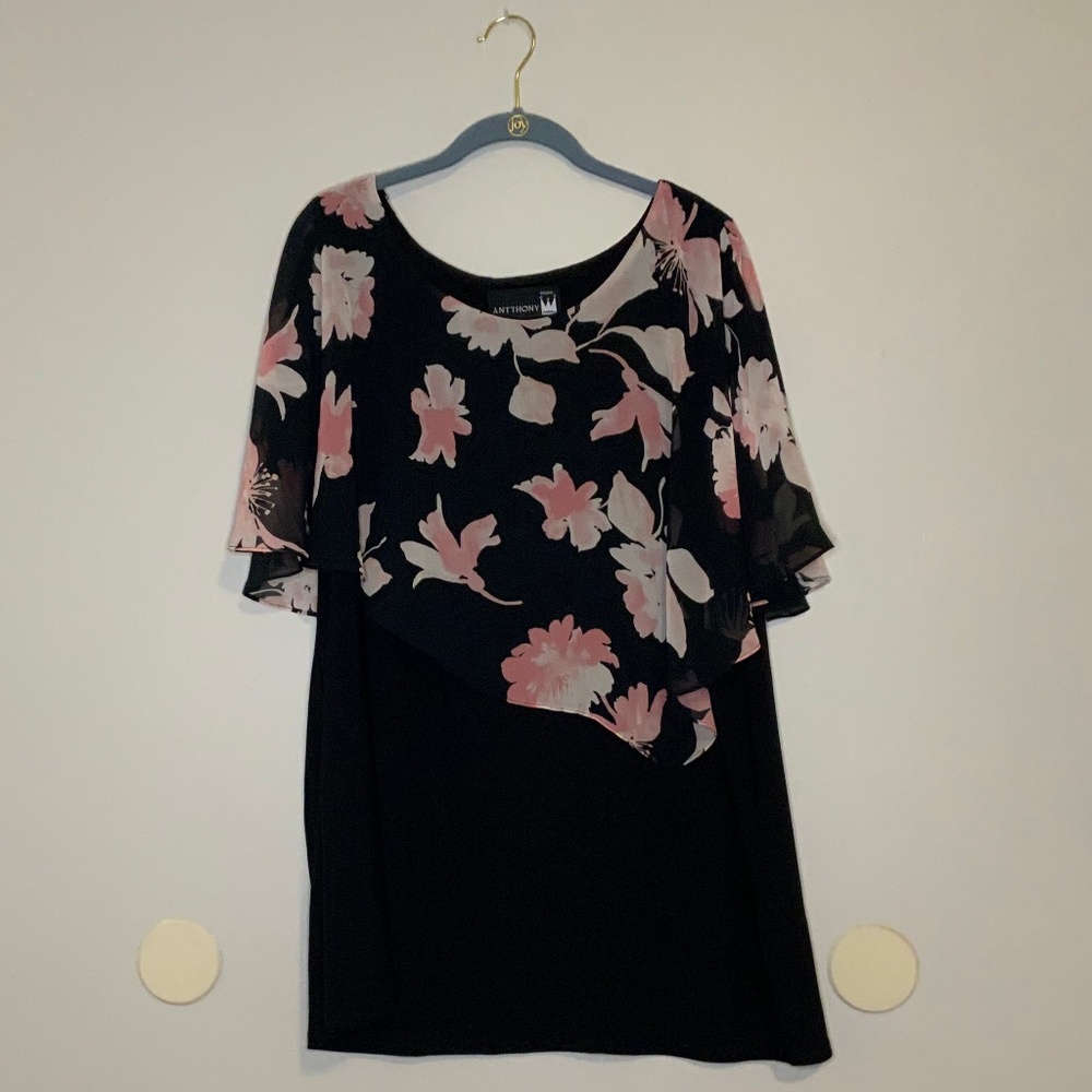 Floral print blouse